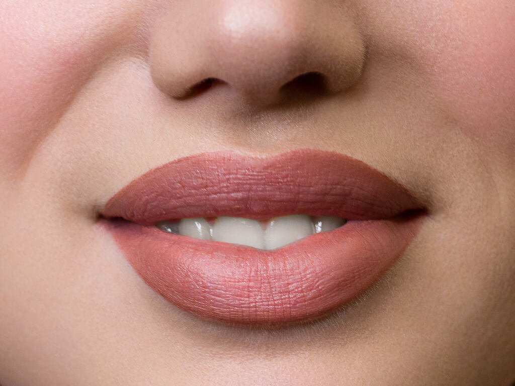 preenchimento labial cuidados sorriso natural.jpg